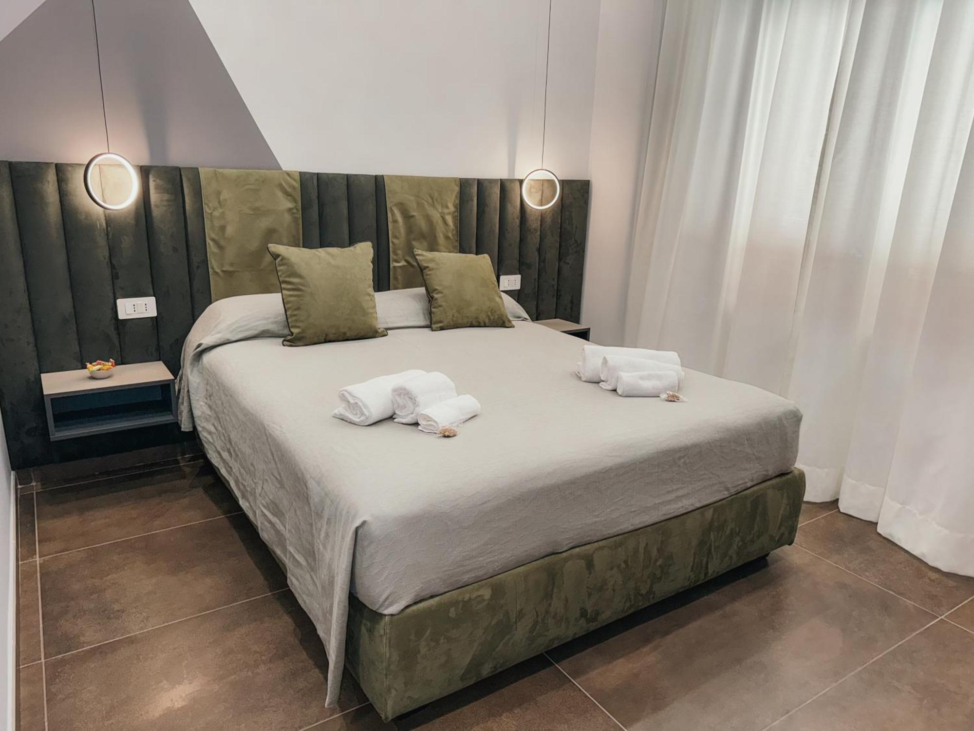 Re Lazzarone Suite Napoli Eksteriør bilde